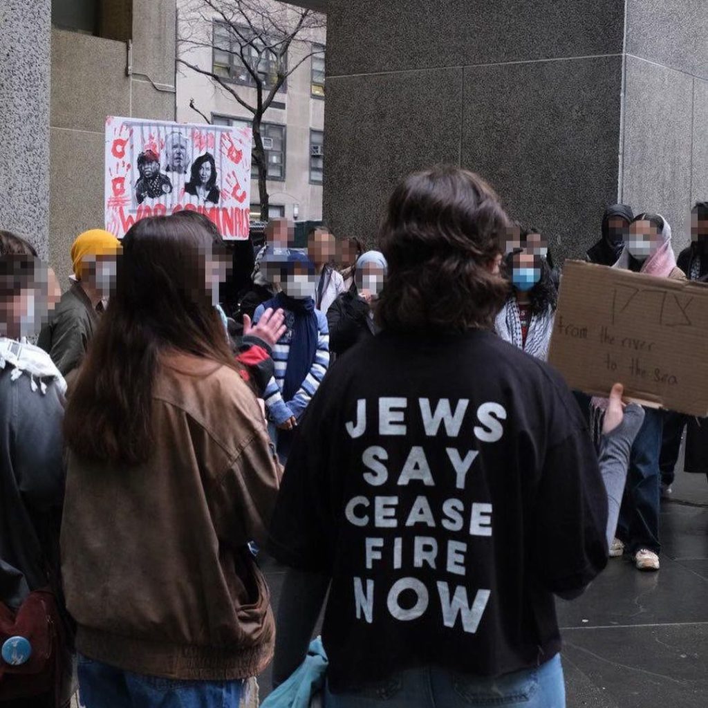 College students across New York City gathered in front of Hunter’s West Building on Feb. 28 for a pro-Palestinian protest. (Photo Credit: CUNY NION Jewish Antizionist Collective)