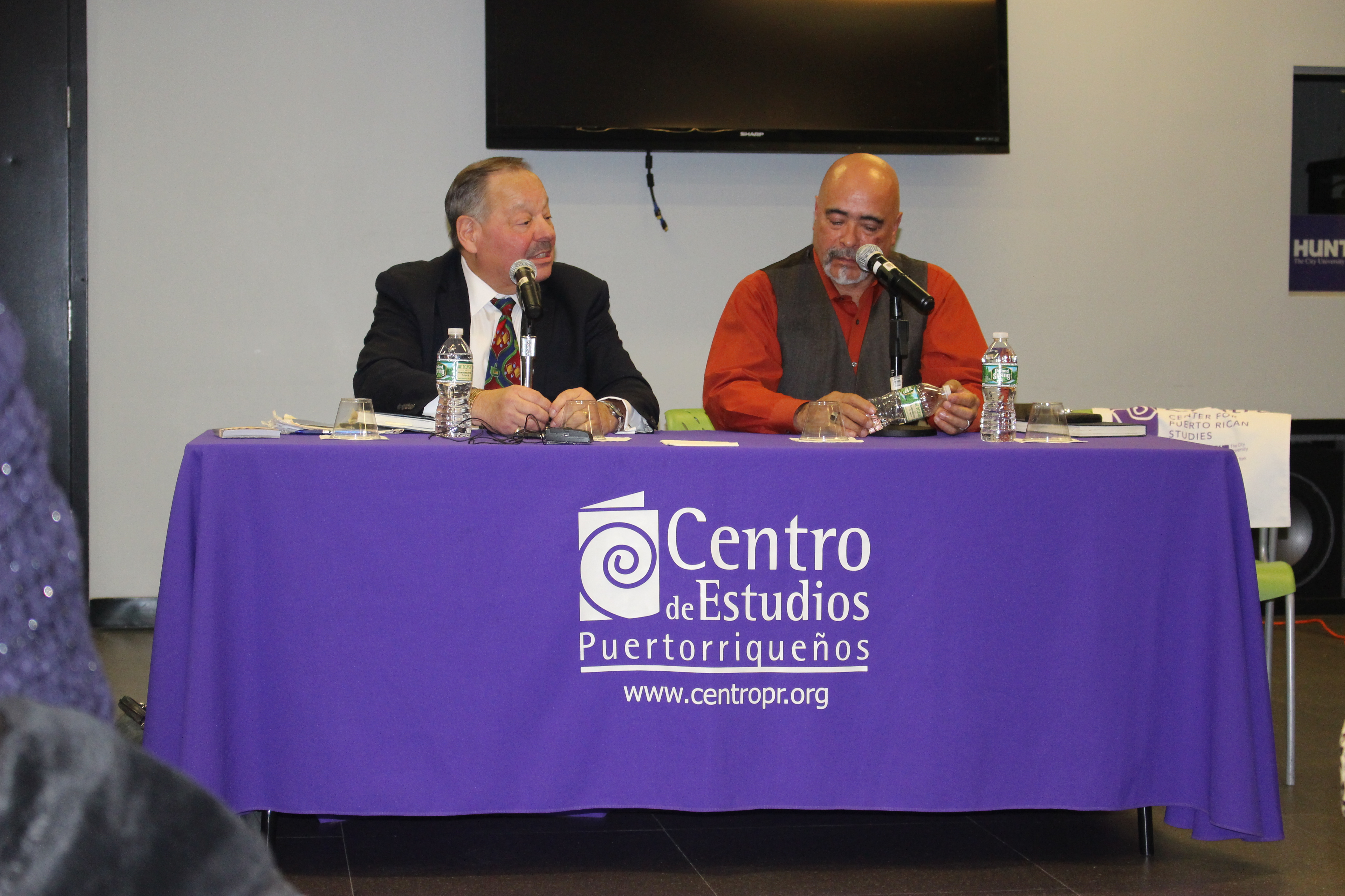 Judge Díaz and Juan Cartagena at the Glass Café.